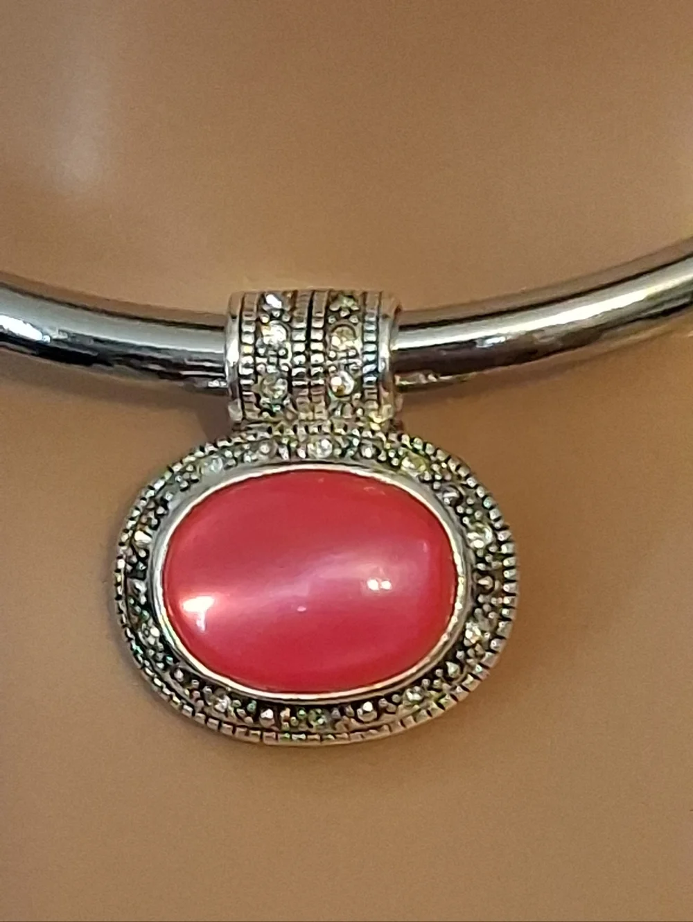 Elegant Pink Cabochon Silver Collar Necklace